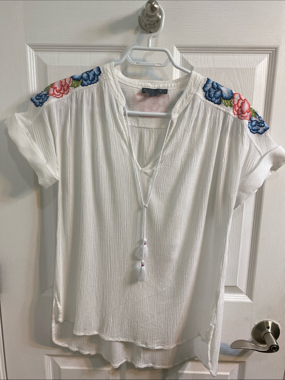 Highline  Boho Embroidered Floral Flowy White Pink Tunic Women’s Size XS Summer